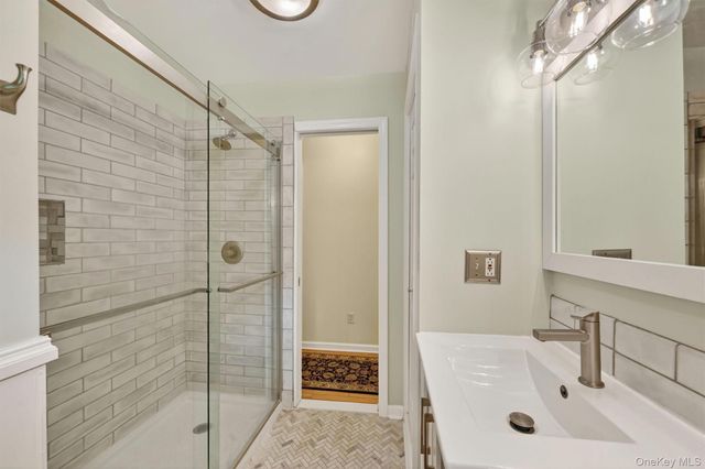 8 Mountain Brook Road, Cornwall, NY 12518