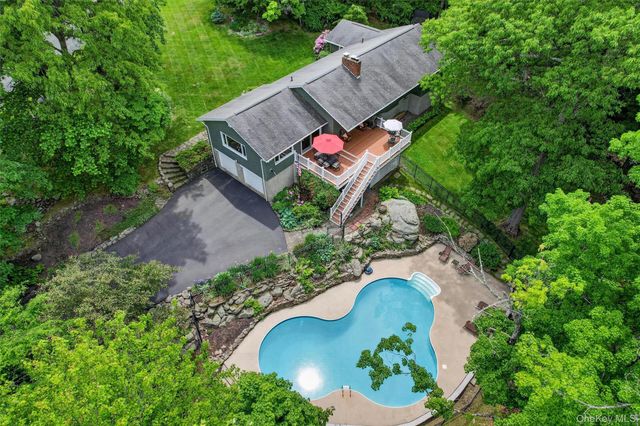 8 Mountain Brook Road, Cornwall, NY 12518