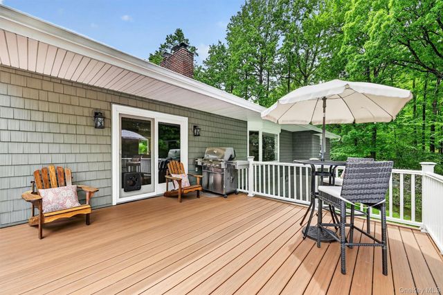 8 Mountain Brook Road, Cornwall, NY 12518