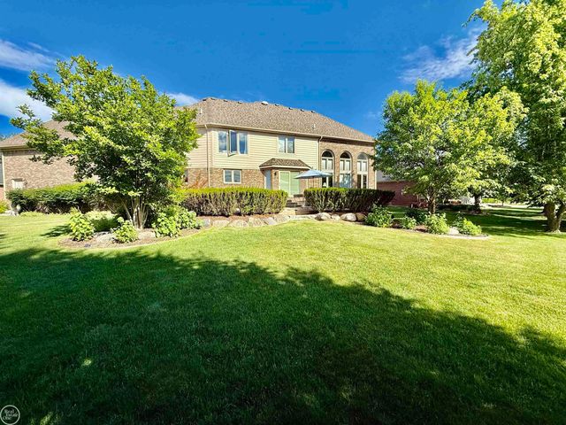 54828 Danielle Street, New Baltimore, MI 48047