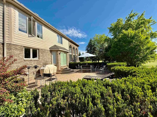 54828 Danielle Street, New Baltimore, MI 48047