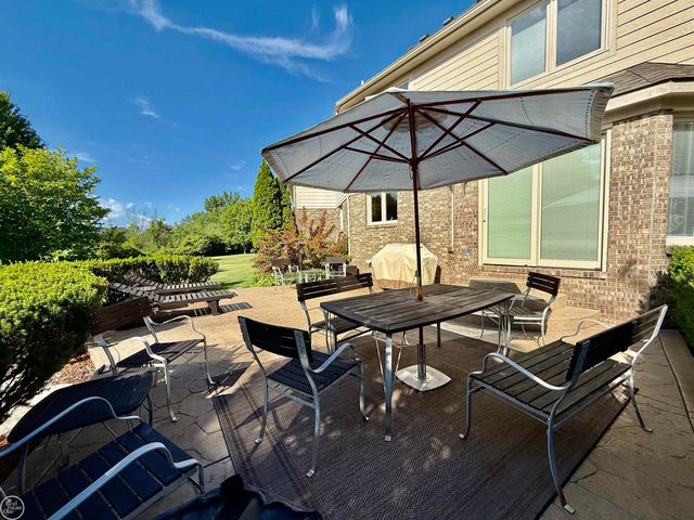 54828 Danielle Street, New Baltimore, MI 48047