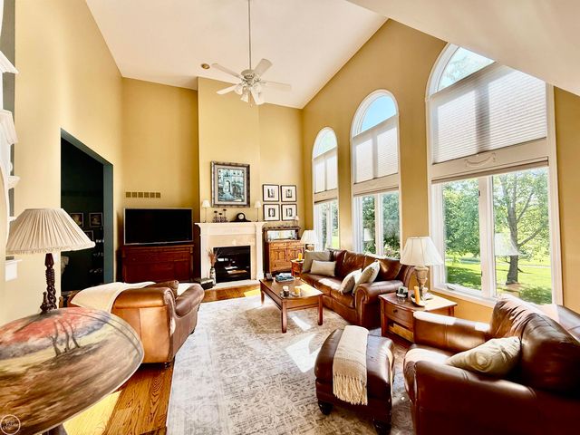 54828 Danielle Street, New Baltimore, MI 48047