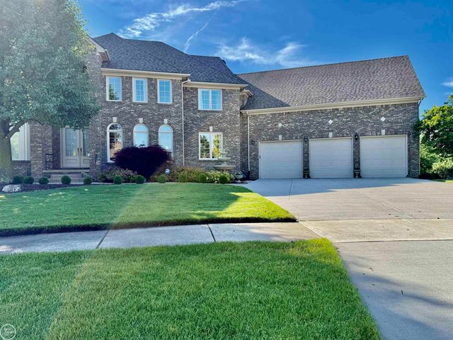 54828 Danielle Street, New Baltimore, MI 48047