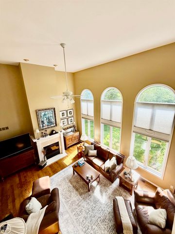 54828 Danielle Street, New Baltimore, MI 48047