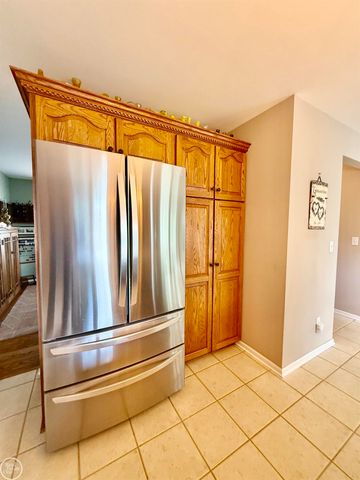 54828 Danielle Street, New Baltimore, MI 48047