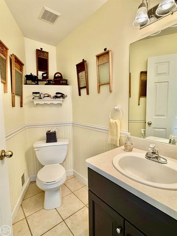 54828 Danielle Street, New Baltimore, MI 48047