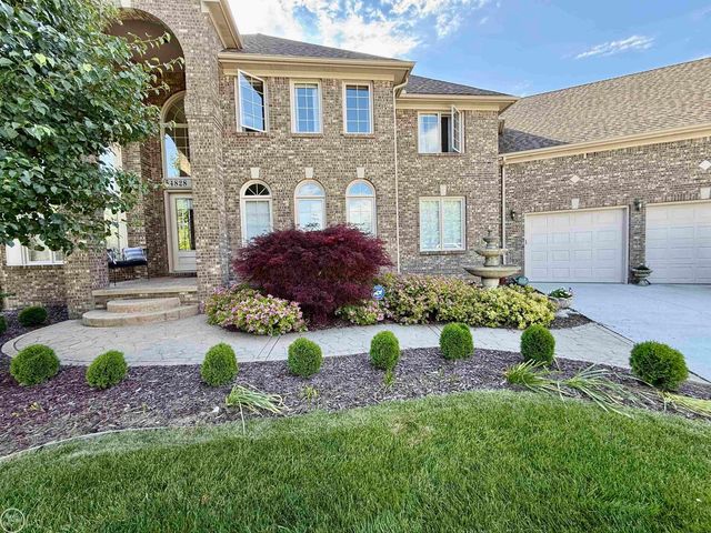 54828 Danielle Street, New Baltimore, MI 48047
