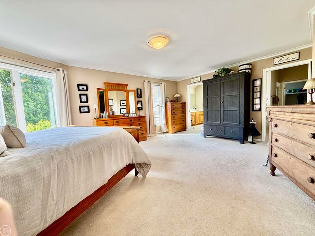 54828 Danielle Street, New Baltimore, MI 48047
