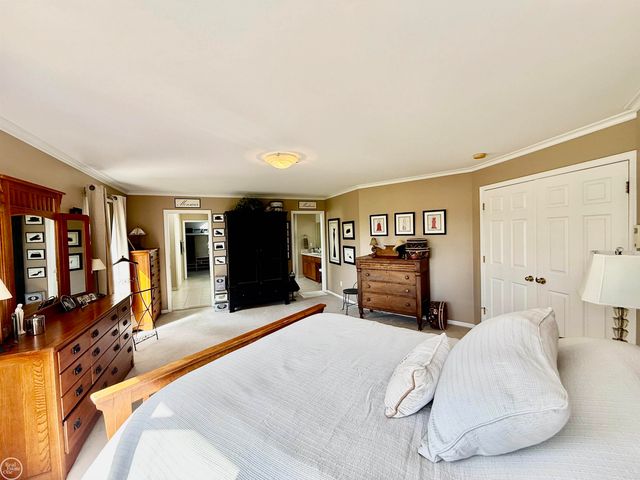 54828 Danielle Street, New Baltimore, MI 48047