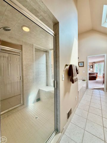 54828 Danielle Street, New Baltimore, MI 48047
