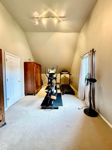 54828 Danielle Street, New Baltimore, MI 48047