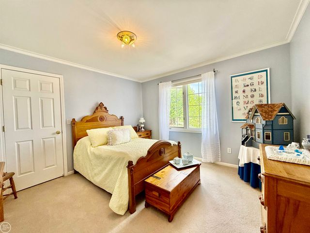 54828 Danielle Street, New Baltimore, MI 48047