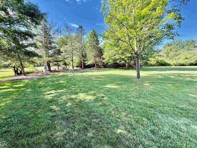 54828 Danielle Street, New Baltimore, MI 48047