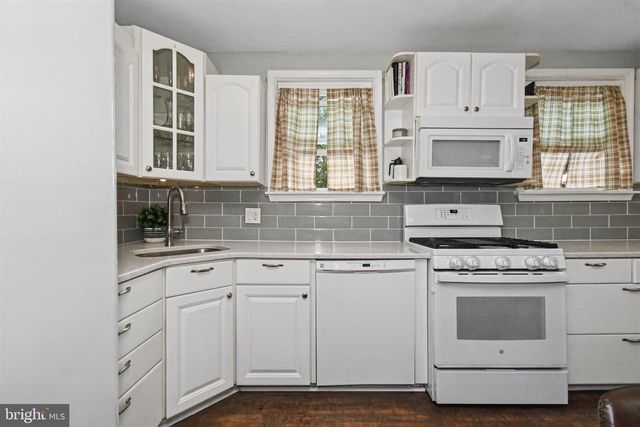 3854 KIRKWOOD RD, Philadelphia, PA 19114
