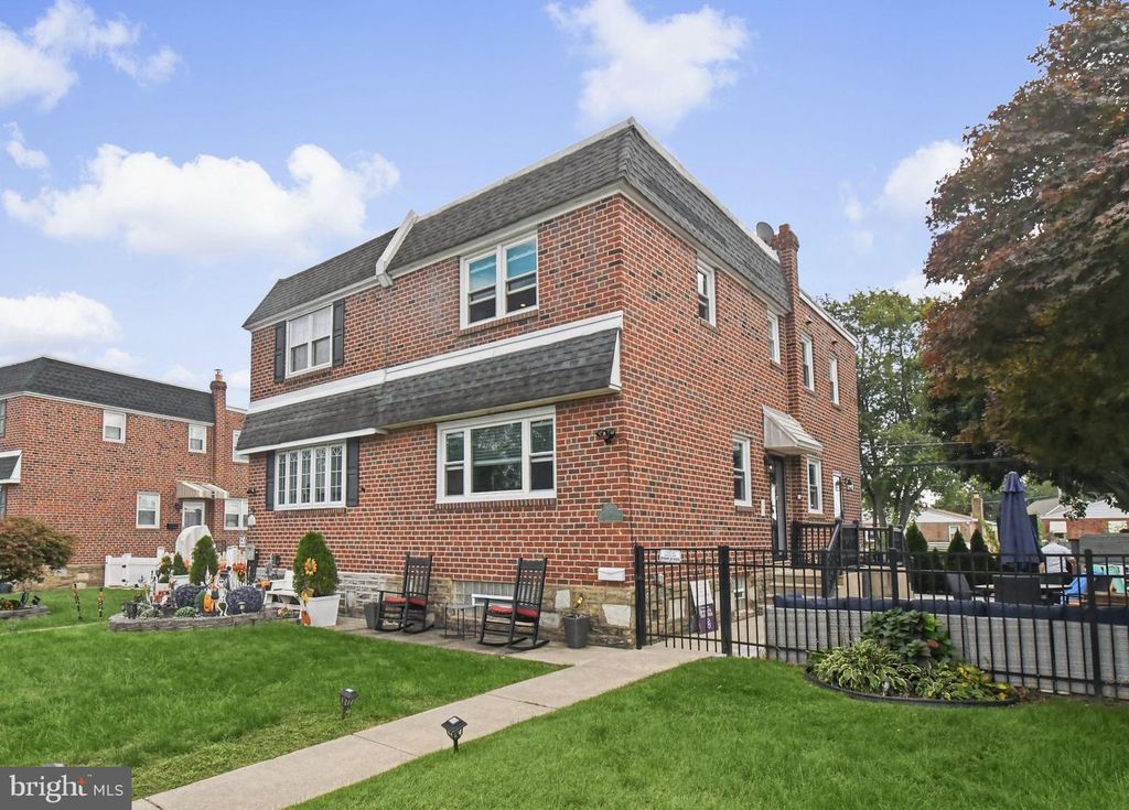 3854 KIRKWOOD RD, Philadelphia, PA 19114 — exterior