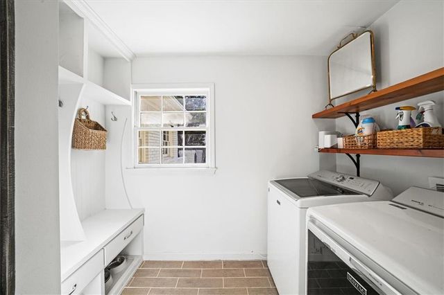 6125 Weatherly Drive, Atlanta, GA 30328