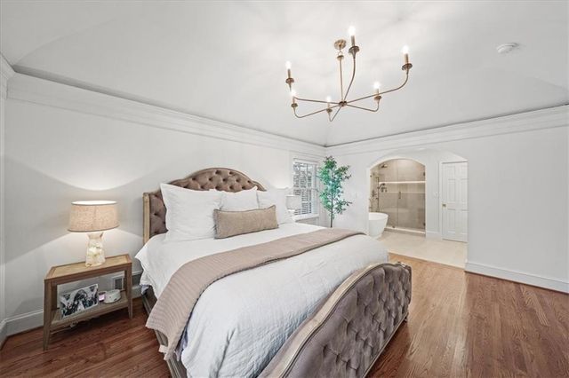 6125 Weatherly Drive, Atlanta, GA 30328