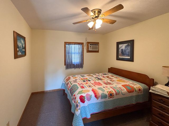 102 Lightning Springs Road, Protem, MO 65733