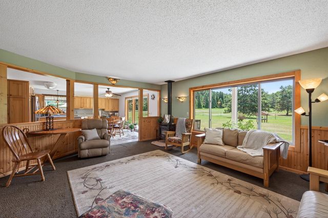 5088 357th Avenue NW, Cambridge, MN 55017