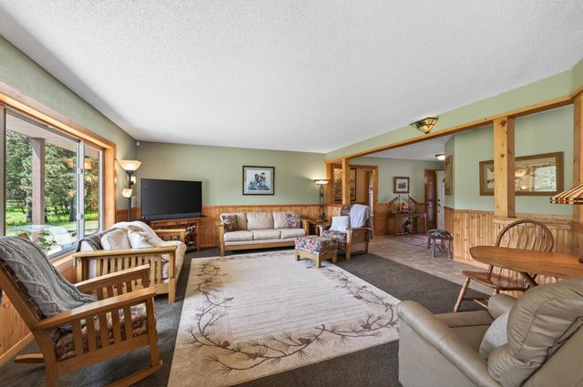 5088 357th Avenue NW, Cambridge, MN 55017
