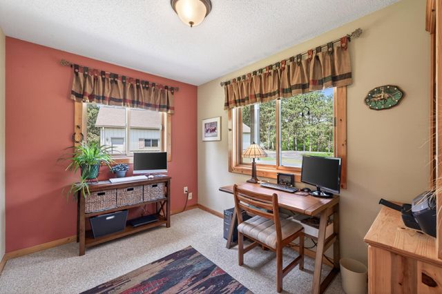 5088 357th Avenue NW, Cambridge, MN 55017