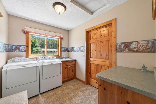 5088 357th Avenue NW, Cambridge, MN 55017