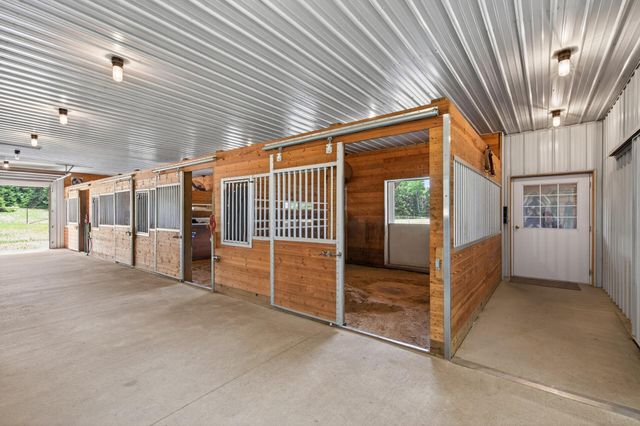 5088 357th Avenue NW, Cambridge, MN 55017