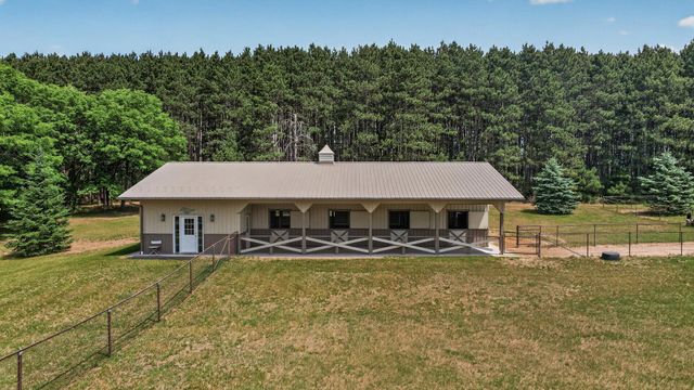5088 357th Avenue NW, Cambridge, MN 55017