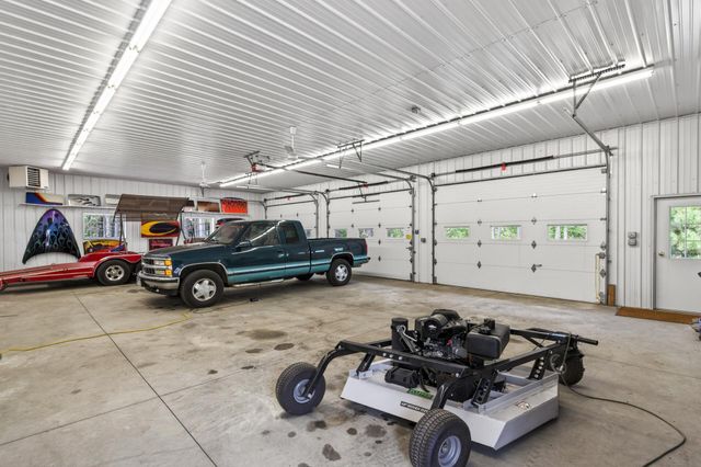 5088 357th Avenue NW, Cambridge, MN 55017
