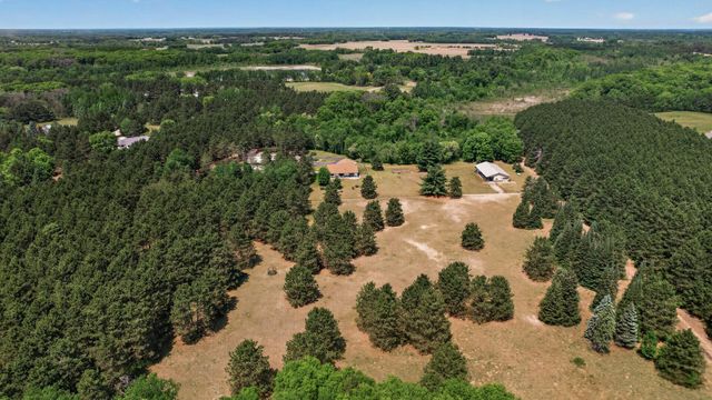 5088 357th Avenue NW, Cambridge, MN 55017