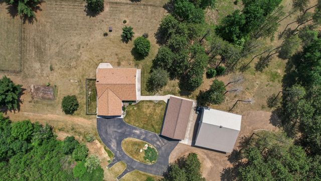 5088 357th Avenue NW, Cambridge, MN 55017