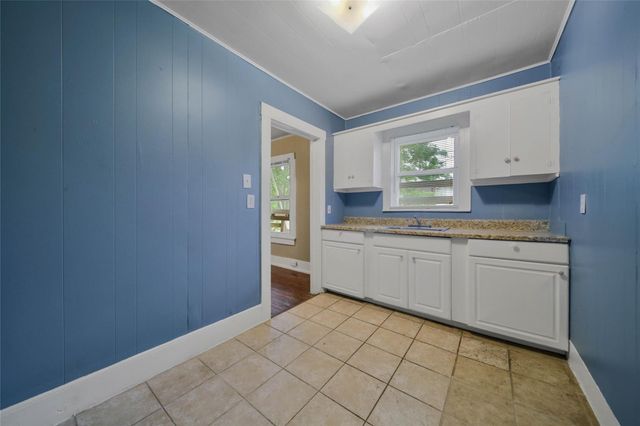 3301 Dennis Street, Houston, TX 77004