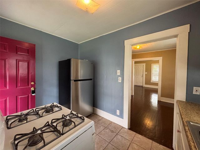 3301 Dennis Street, Houston, TX 77004