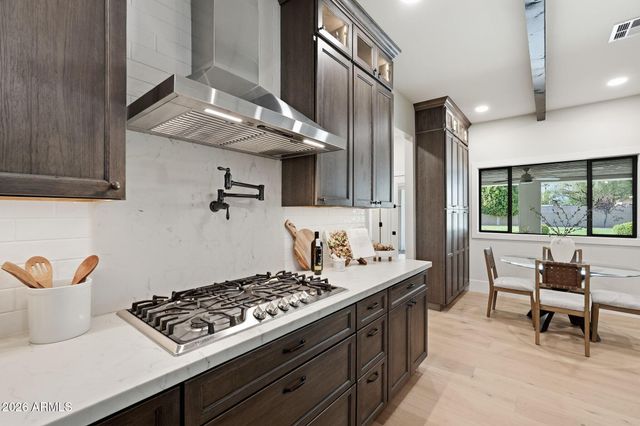 7012 E PRESIDIO Road, Scottsdale, AZ 85254