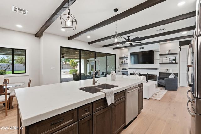 7012 E PRESIDIO Road, Scottsdale, AZ 85254
