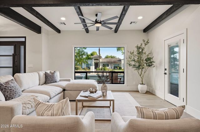 7012 E PRESIDIO Road, Scottsdale, AZ 85254