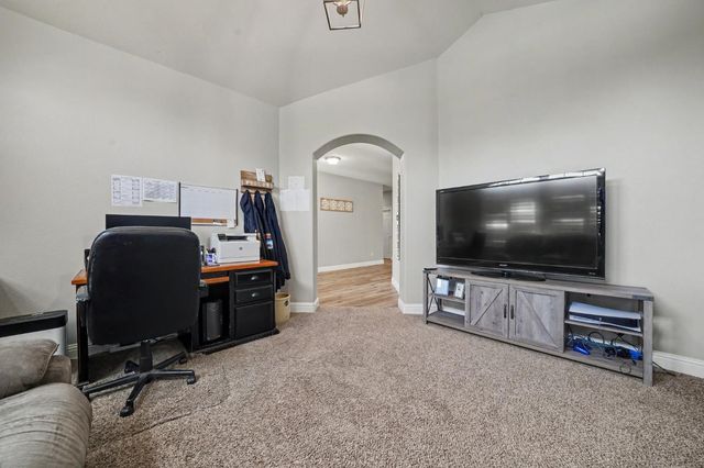 151 Saint Andrews Rd, Valley Springs, CA 95252