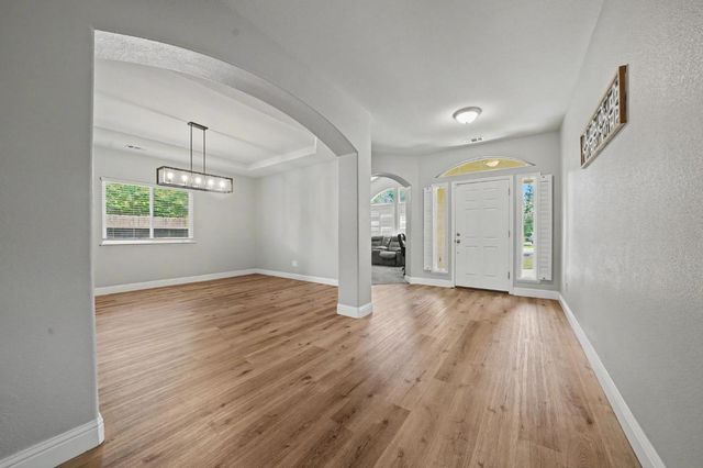 151 Saint Andrews Rd, Valley Springs, CA 95252
