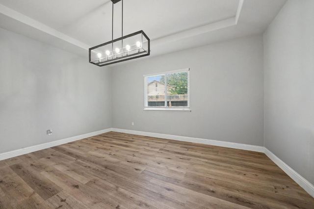 151 Saint Andrews Rd, Valley Springs, CA 95252
