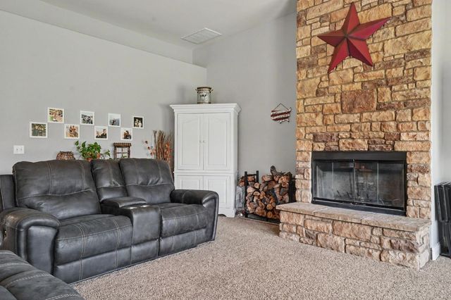 151 Saint Andrews Rd, Valley Springs, CA 95252