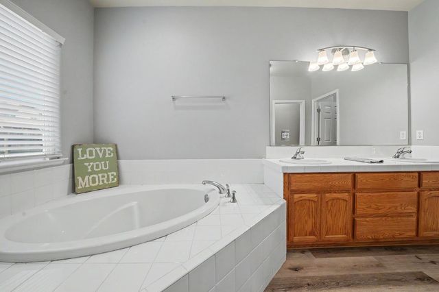 151 Saint Andrews Rd, Valley Springs, CA 95252