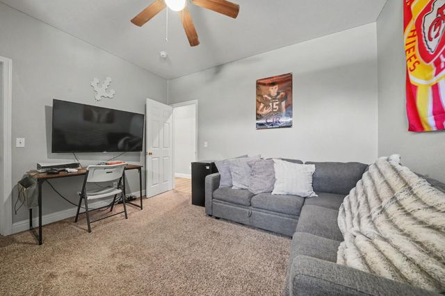 151 Saint Andrews Rd, Valley Springs, CA 95252