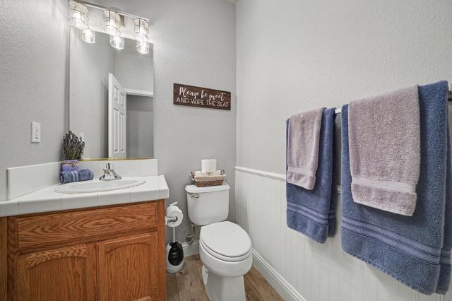151 Saint Andrews Rd, Valley Springs, CA 95252