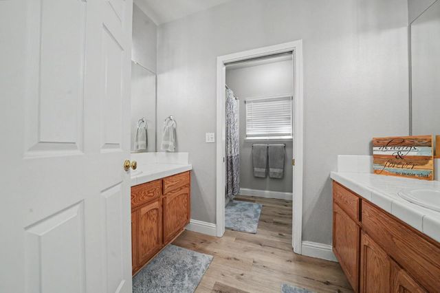 151 Saint Andrews Rd, Valley Springs, CA 95252