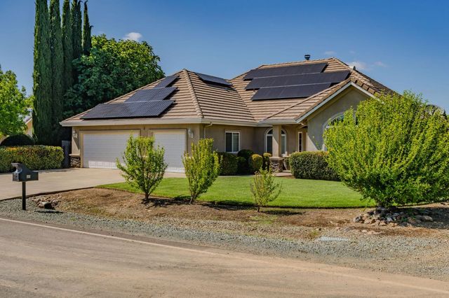151 Saint Andrews Rd, Valley Springs, CA 95252
