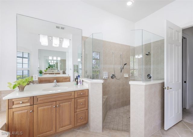 10199 Avonleigh DR, Bonita Springs, FL 34135
