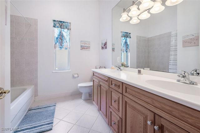 10199 Avonleigh DR, Bonita Springs, FL 34135