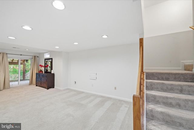 3098 FENNEGAN CT, Woodbridge, VA 22192