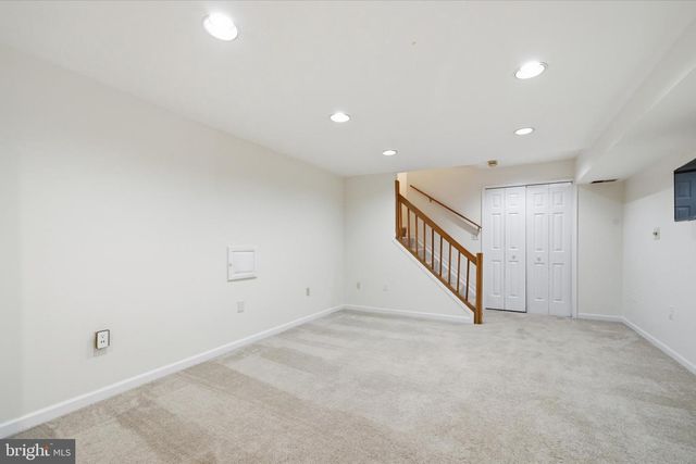 3098 FENNEGAN CT, Woodbridge, VA 22192